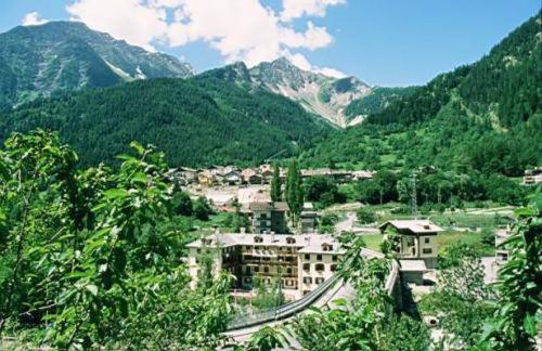 Hotel Tavernier Courmayeur Exterior foto
